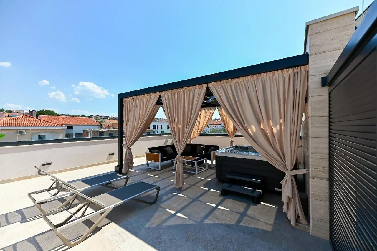Apartments An & Lu With Rooftop Jacuzzi زادار كرواتيا